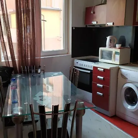 Apartament Nikol Aparthotel *